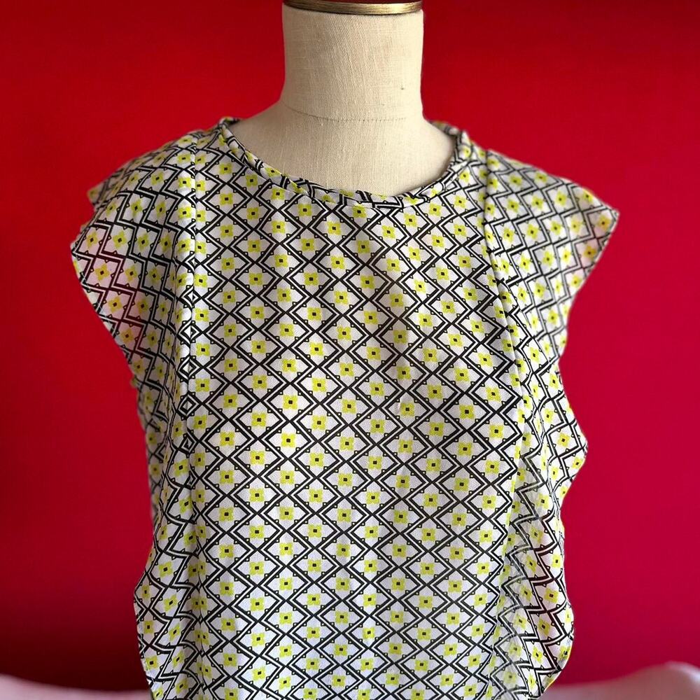 Womens Shirt Size Large Yellow Black Floral Geometric Business Casual Office - Picture 2 of 8